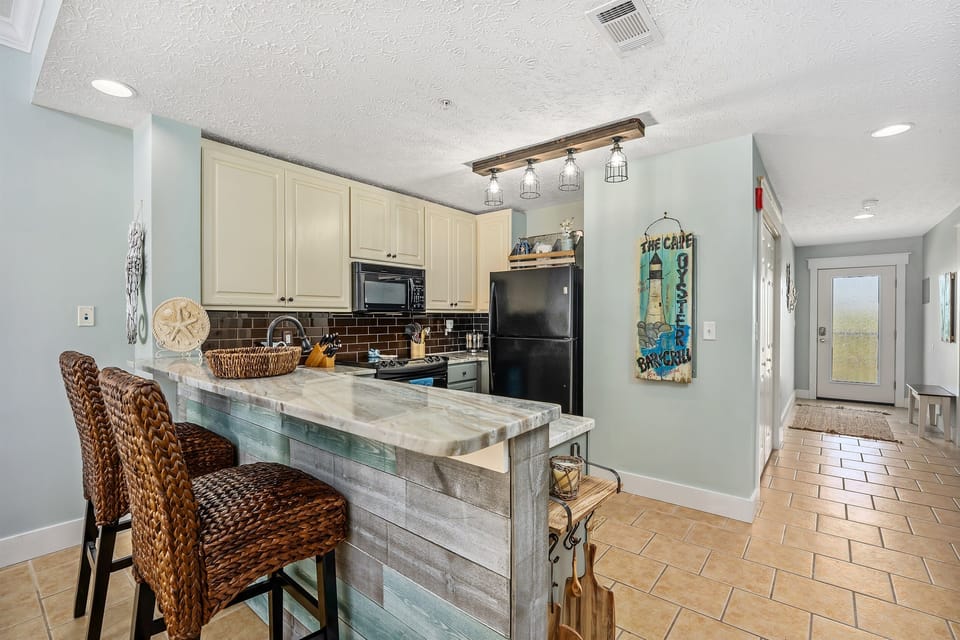Full Kitchen