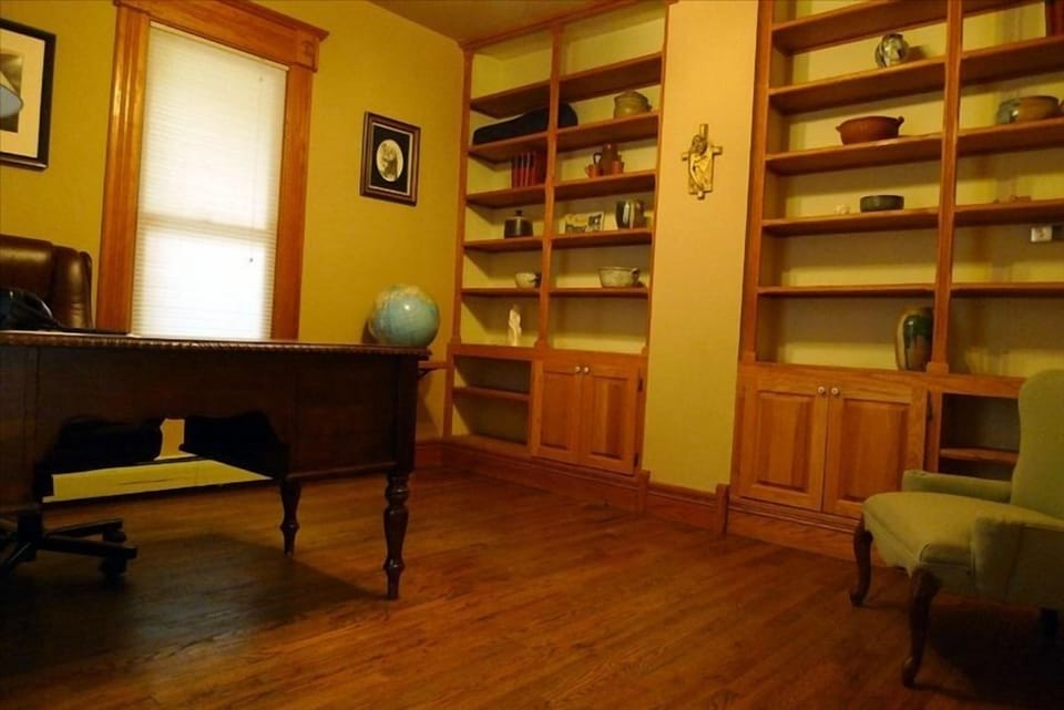 Office provides wireless internet and a quiet comfortable place for you to work.