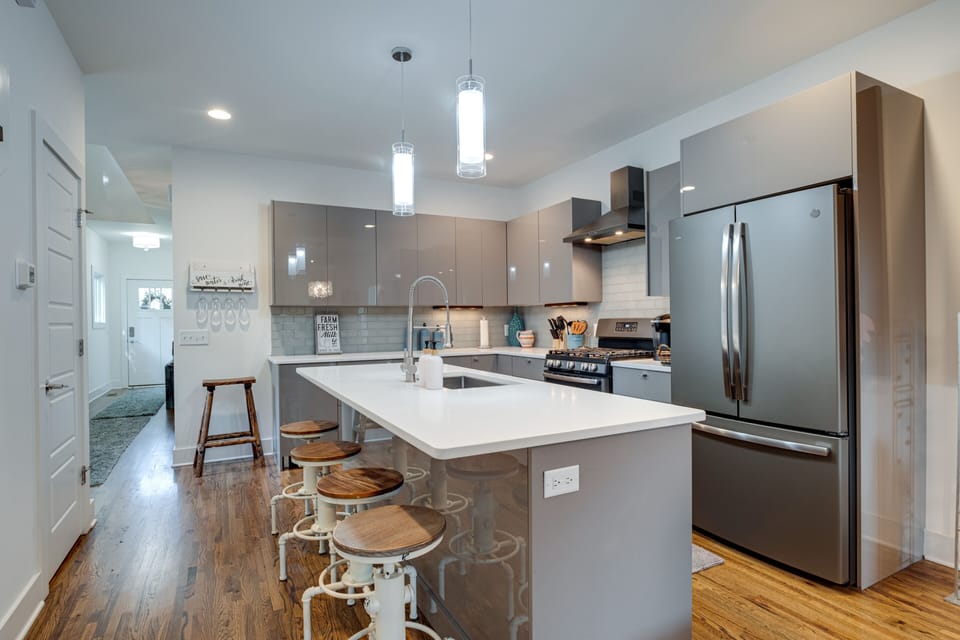 large island to cook and prep food.  Large sink. 