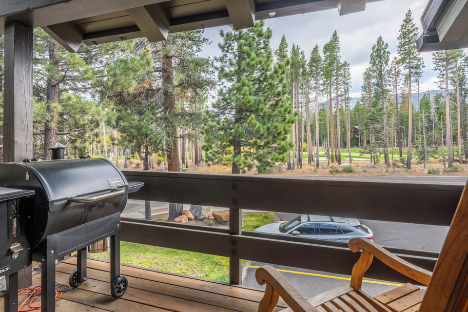 BBQ/Balcony