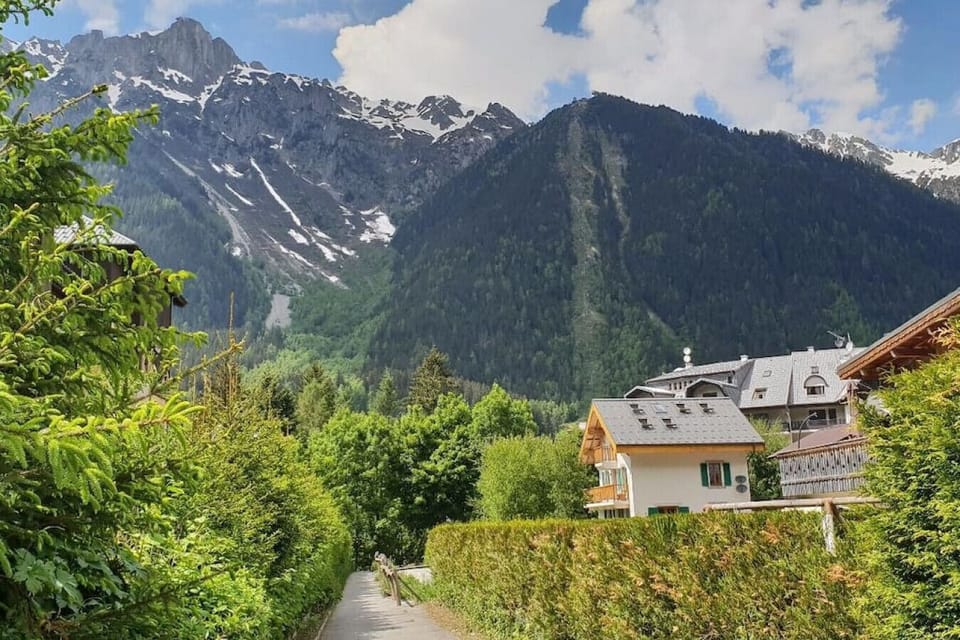 3 Bedroom Apartment close to Chamonix Centre