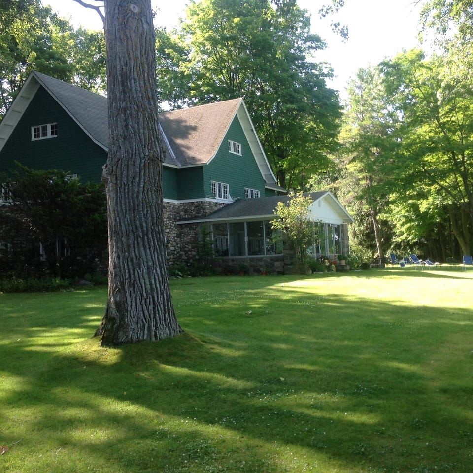 Another beautiful view of The Wheeler Cottage. 