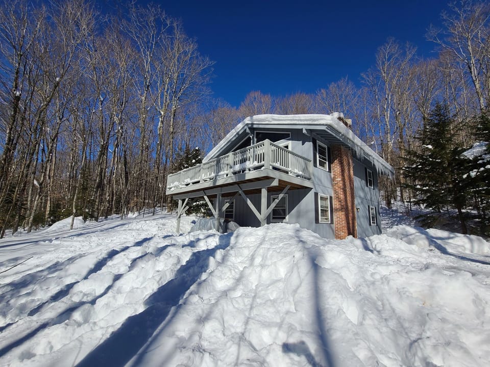 Private house on quiet road, ample parking for 3-4+ cars, view of mountain.