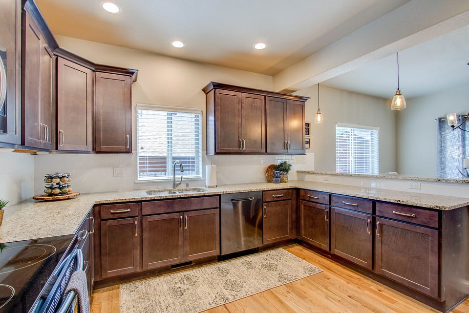 Lots of cabinet space