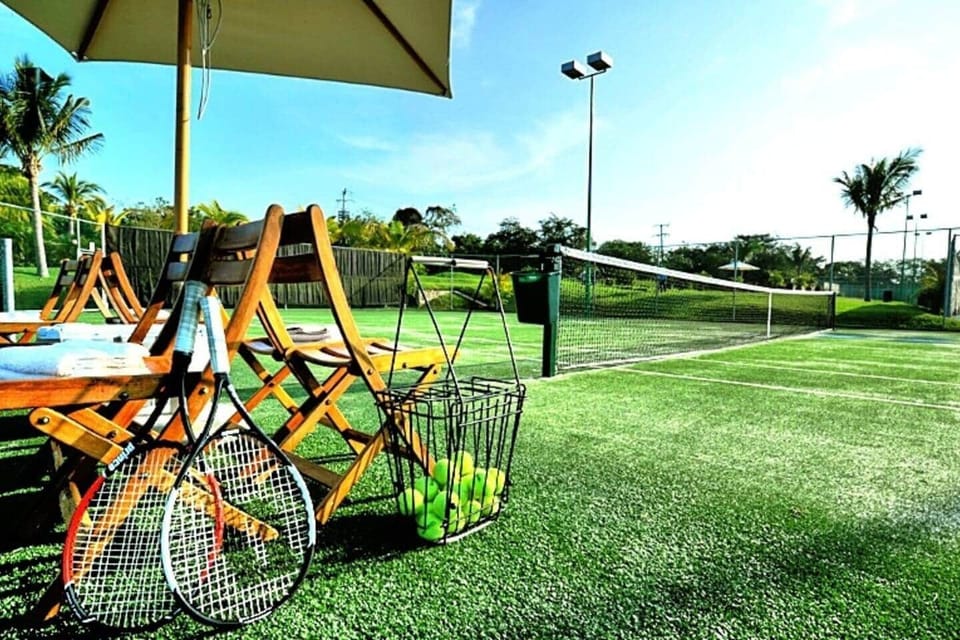 Access to tennis, golf and fitness center