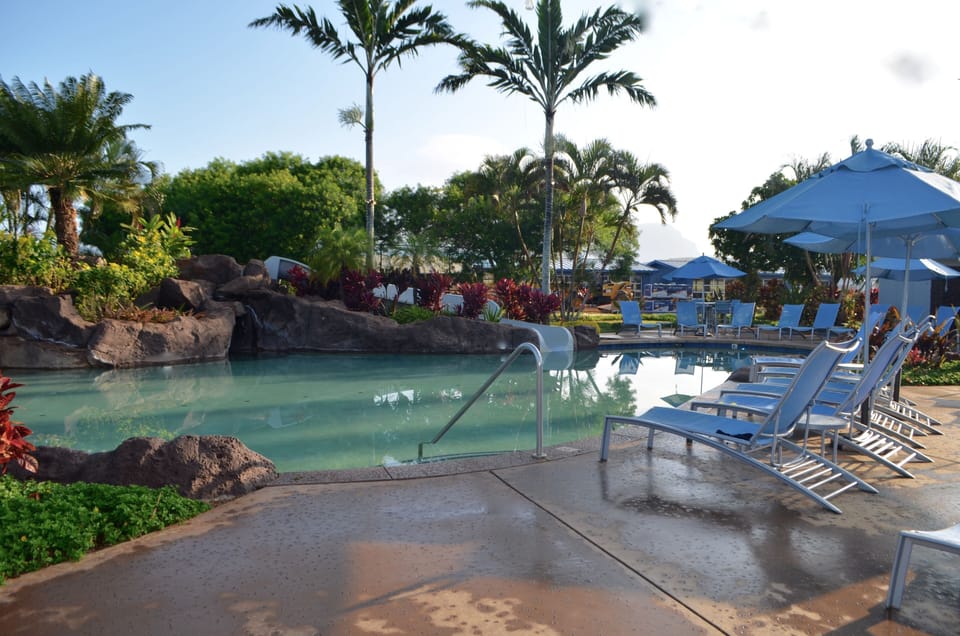 Free entrance to our pool with slide, jacuzzi, fitness center, tennis, etc.