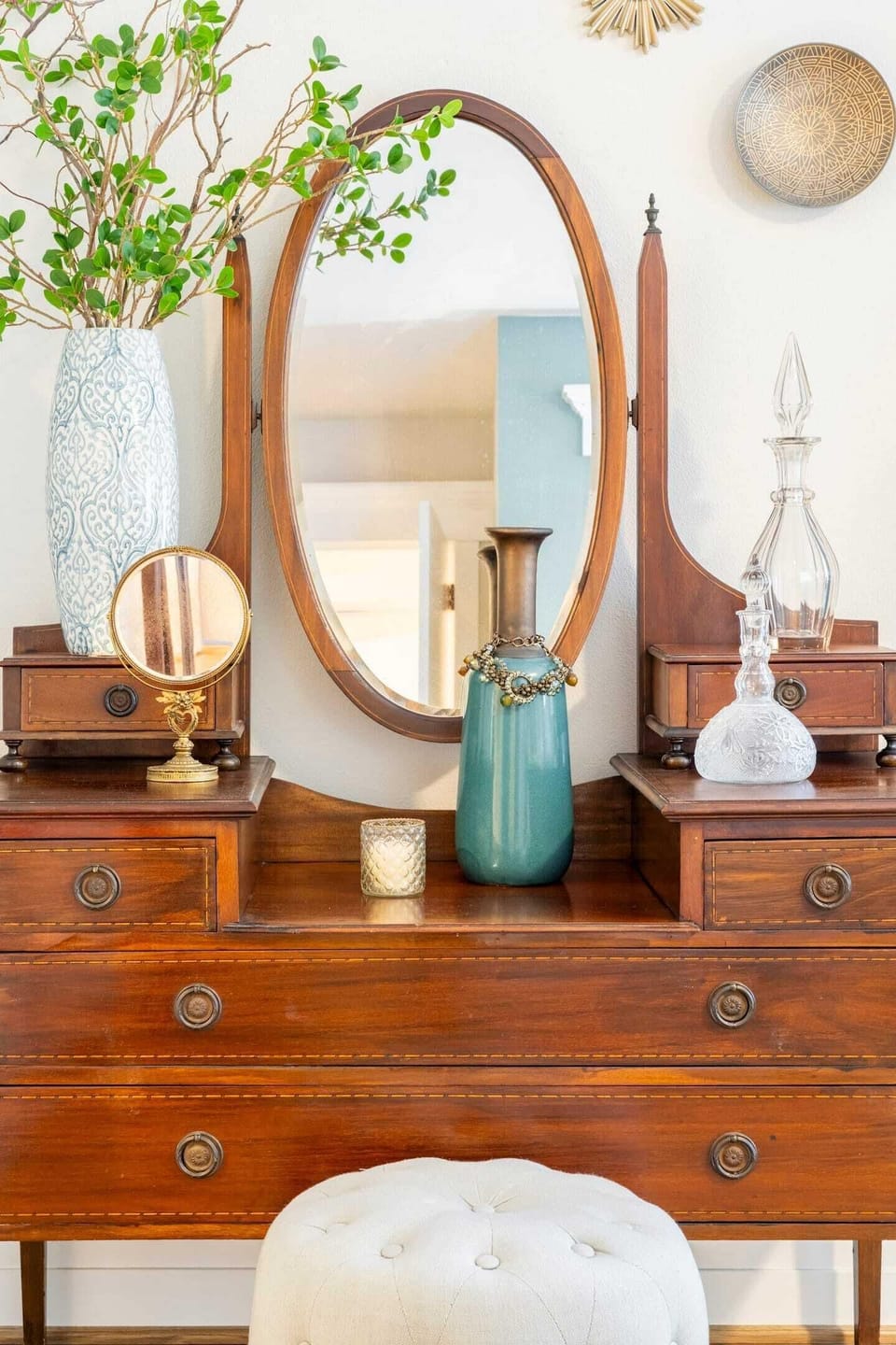 You'll enjoy our mix of mid-century touches, antiques, and modern conveniences.