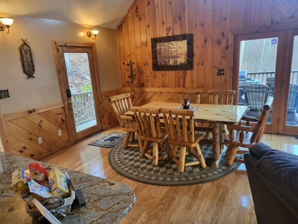 Log dining table with very nice big log chairs! 