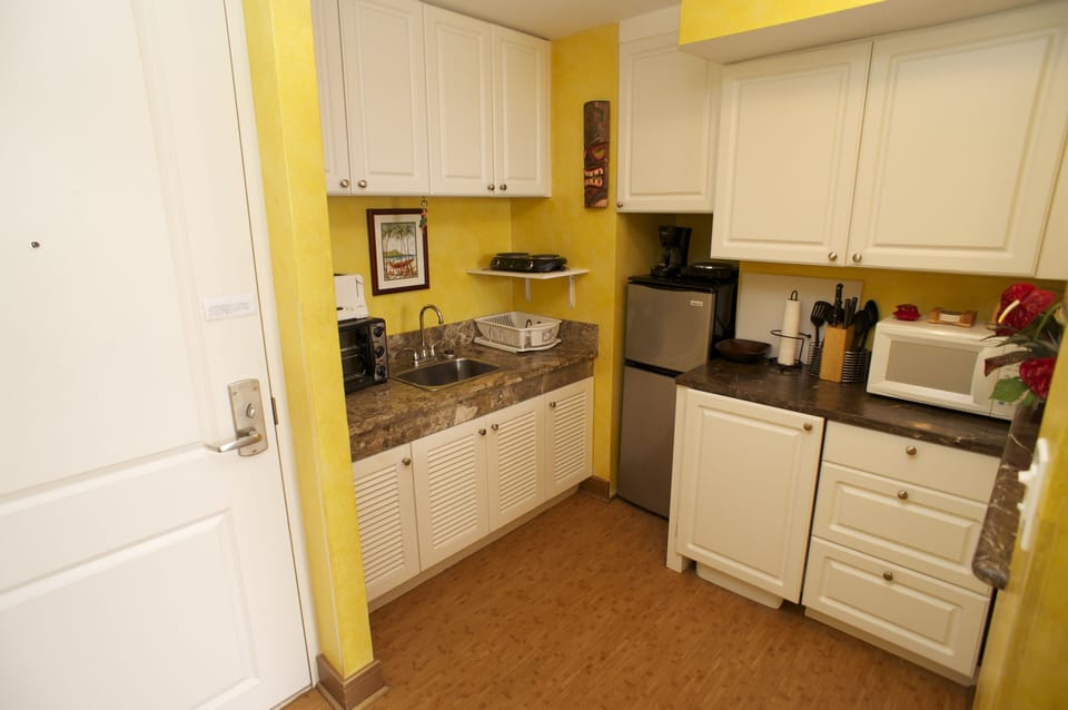 Kitchenette, microwave, air fryer oven. refrigerator, hotplates, rice maker