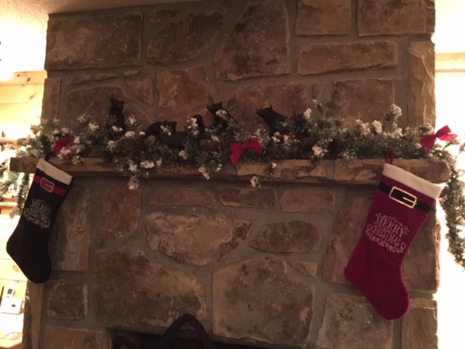 Enjoy Beautiful Christmas Decorations From Thanksgiving Until After New Years.