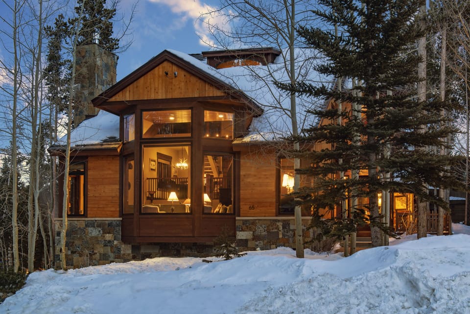 Peak 8 Sensation- steps away from Peak 8- Beautiful Remodel- Platinum Home