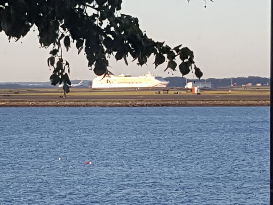 Cruise to Burmuda