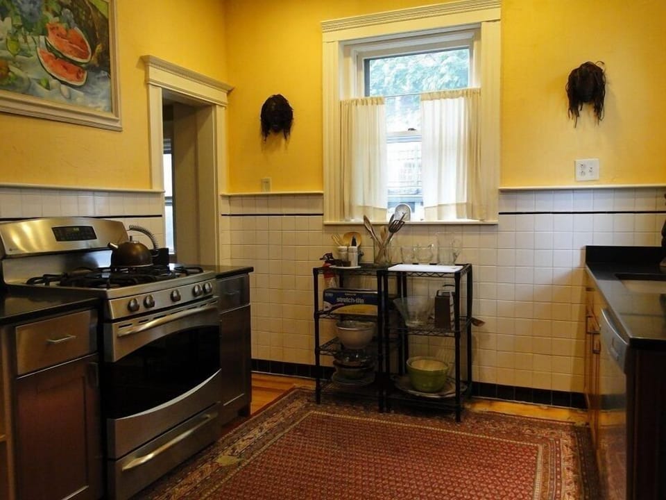 Kitchen to Pantry
