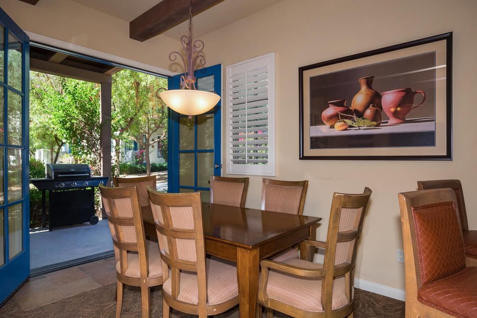Dining Area with Patio Access and BBQ