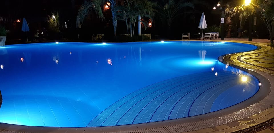 pool view