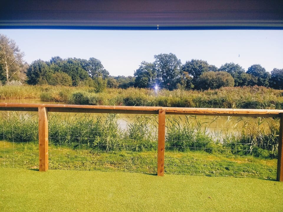Lillibelles lake house Campground/ 
RV Resort in England