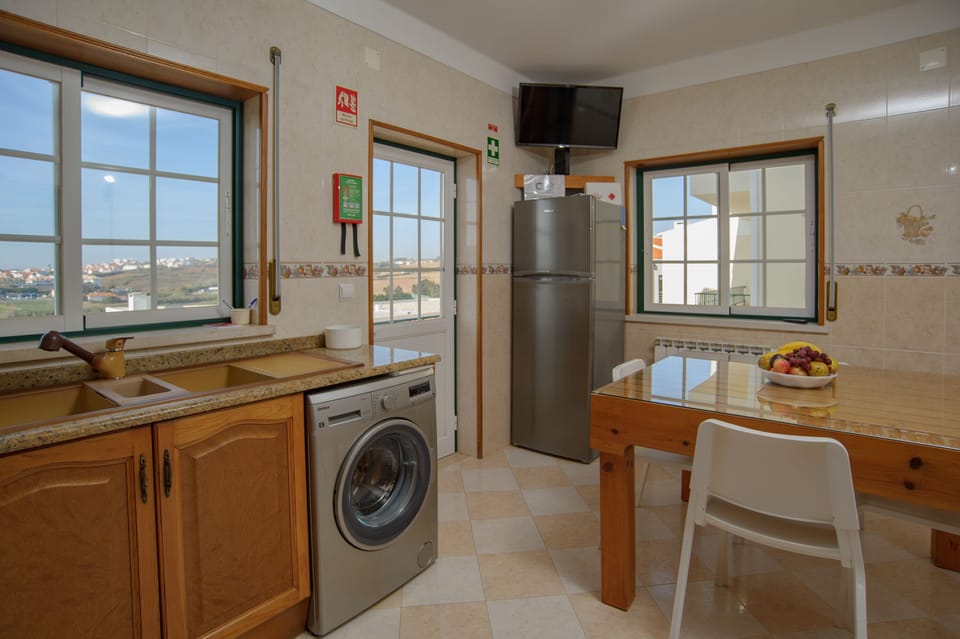 Cozinha completamente equipada para preparar as suas refeições!