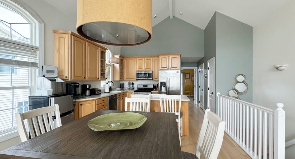 Dining. Kitchen.