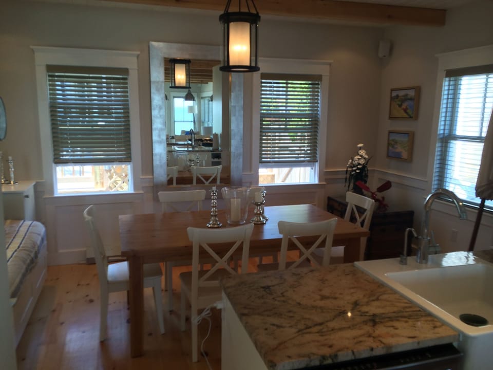 Dining room seats six guests