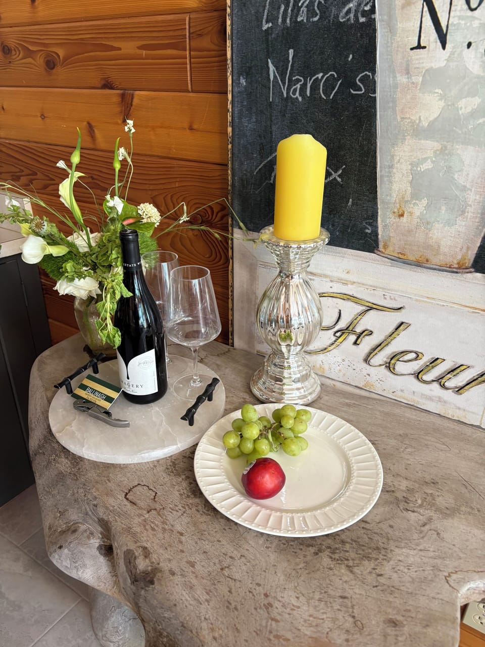 Part of the bar/welcome area