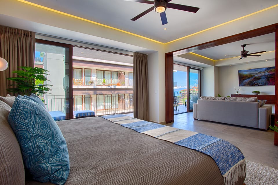Fan and air conditioning to stay cool