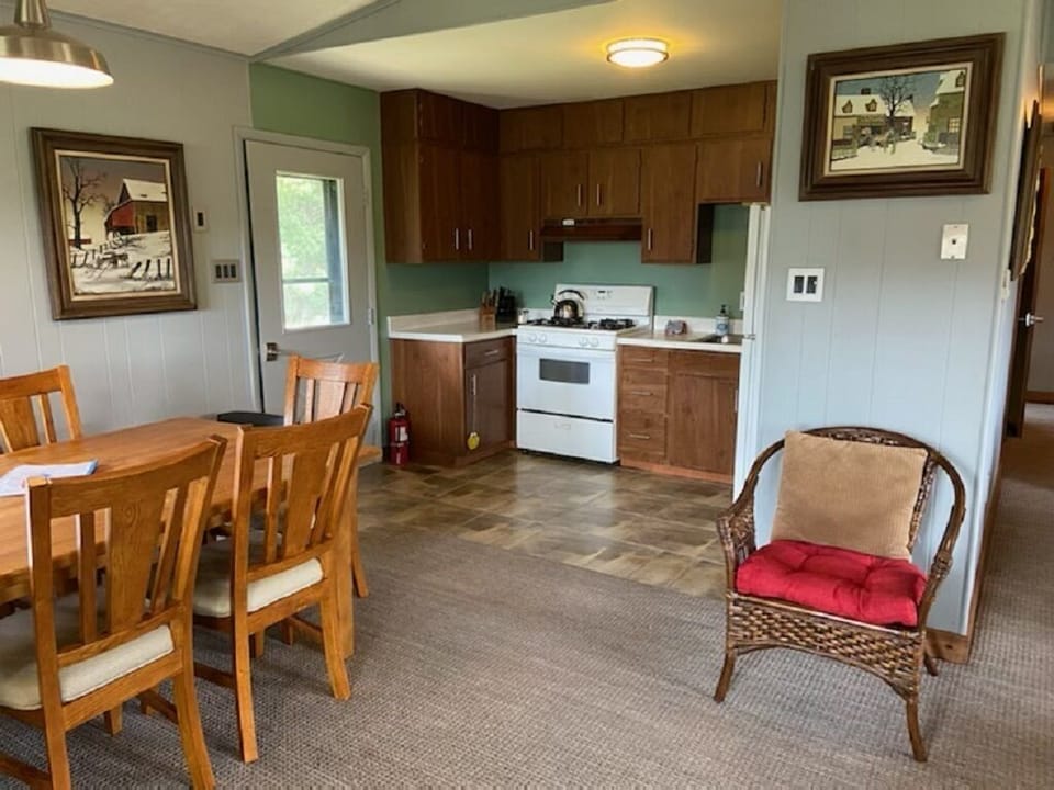 kitchen area, upper level