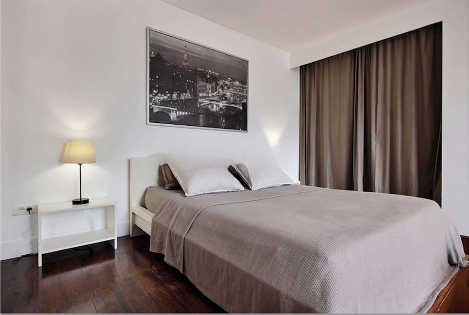 Bed area