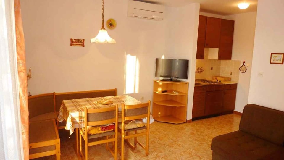 living/bedroom