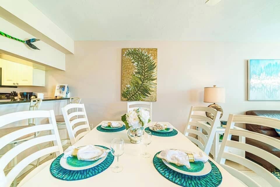 Dining area 2