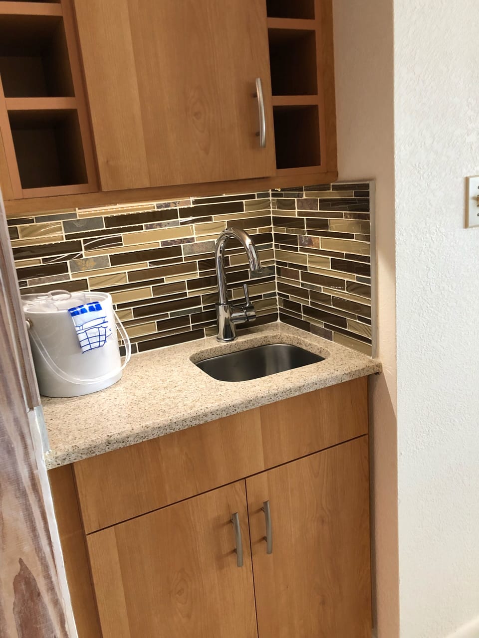 Wet bar in living area