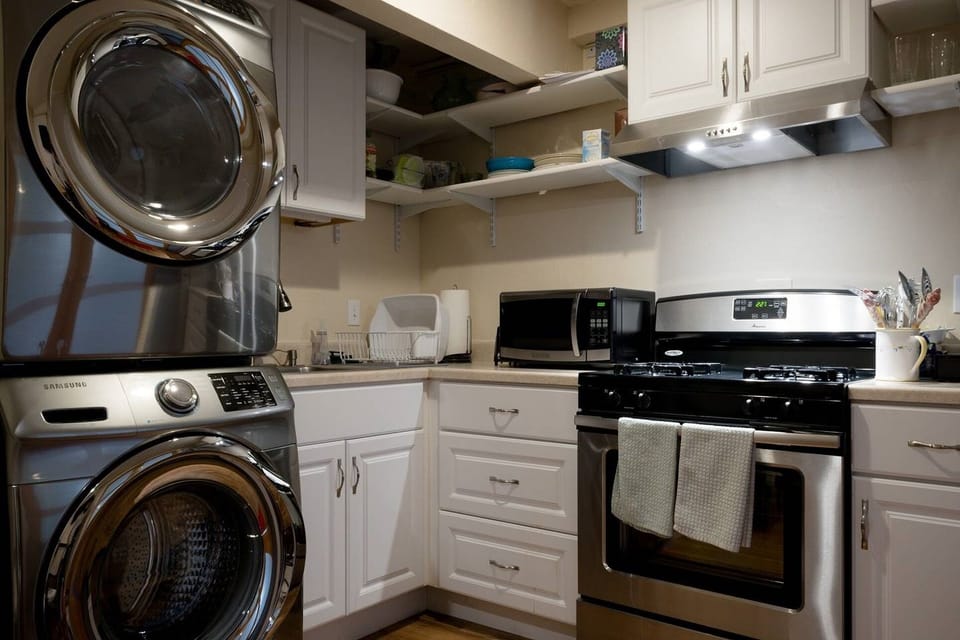 Kitchen, all new SS, full size W/D