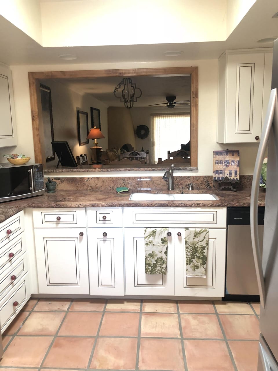 Fully appointed kitchen 