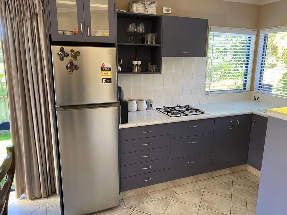 Nice sunny kitchen 