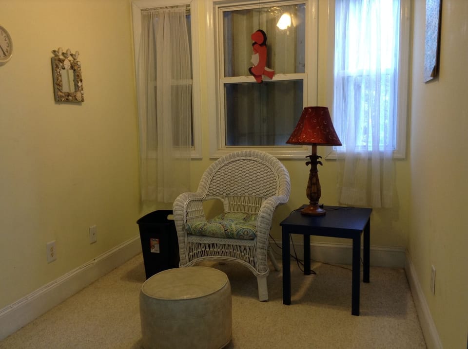 Upstairs Alcove between bedrooms
