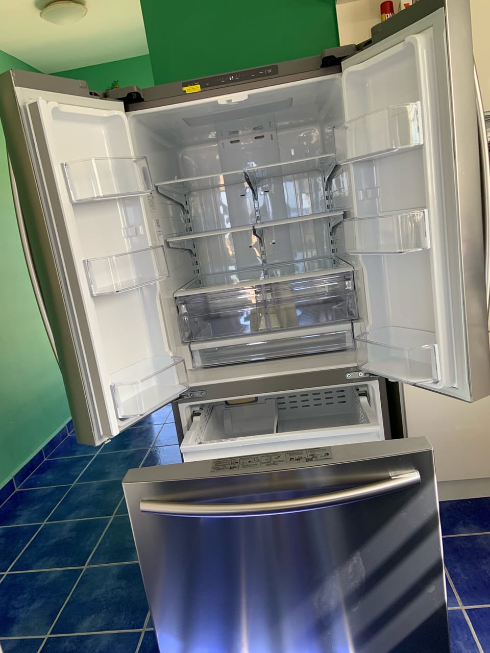 New Samsung French door Refrigerator/ Freezer 