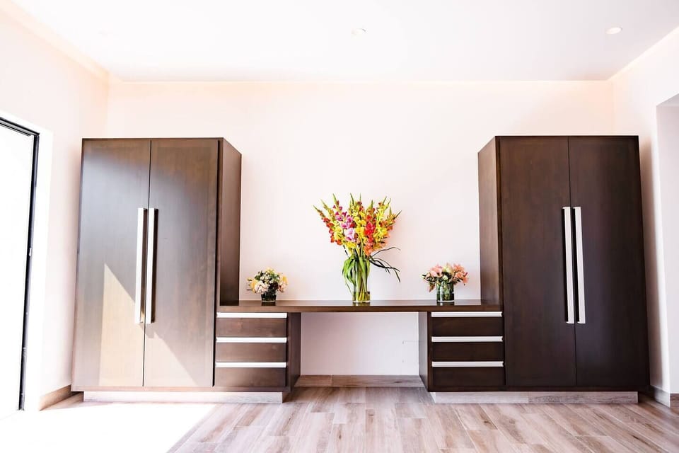 2 Queen Guest Room 2