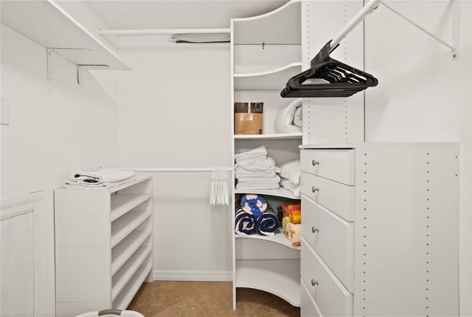 Closet 2