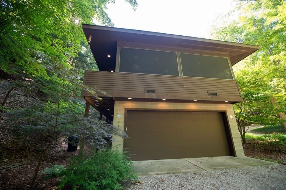Beautiful wooded dune surroundings