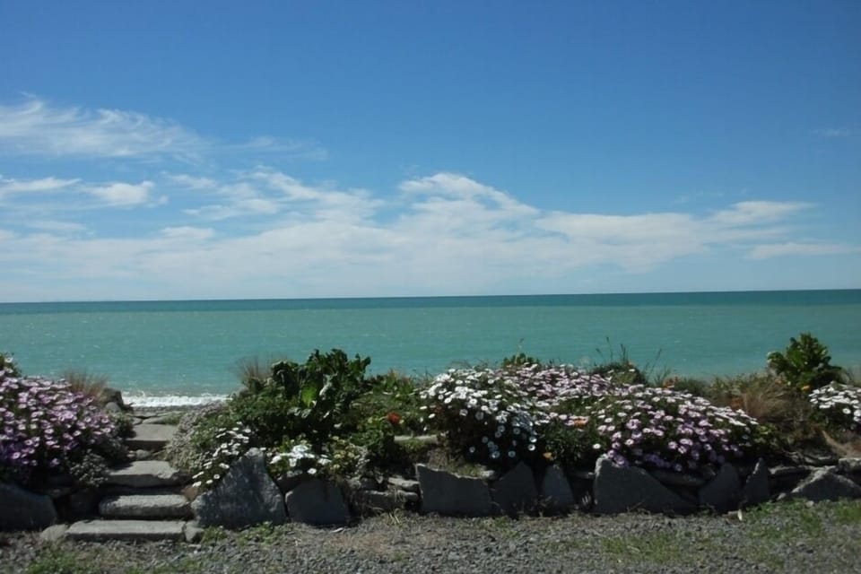 beach crest garden