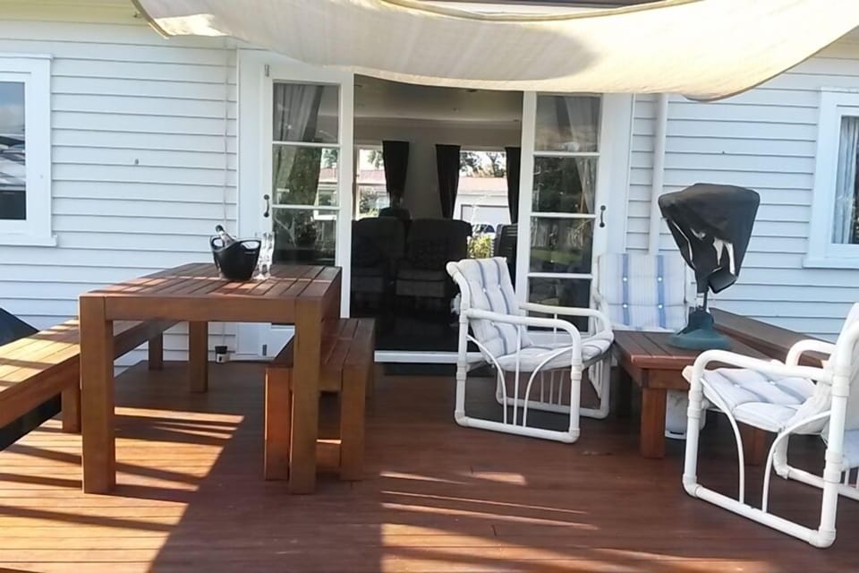 Back Deck- with shade  cloth and outdoor  heater
