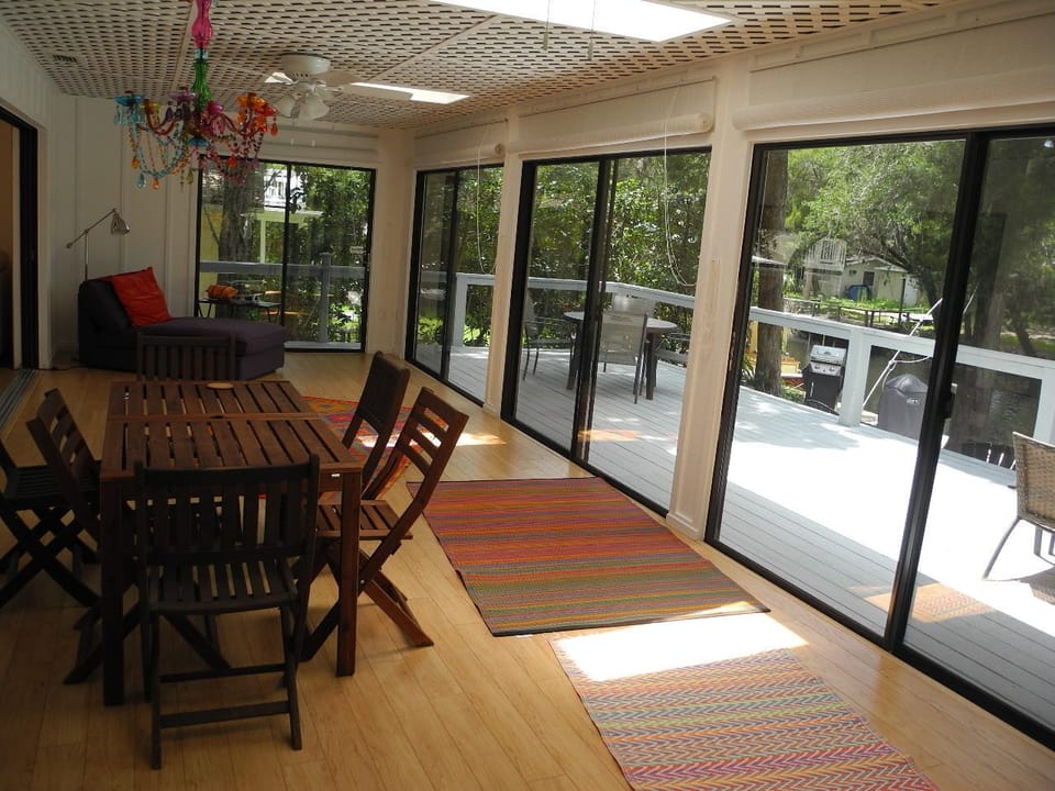 Sunroom other direction