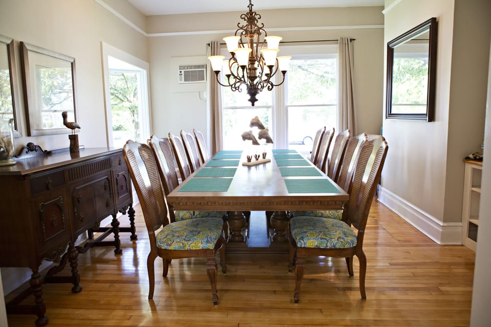 Dining Room (table can seat up to 12 people)