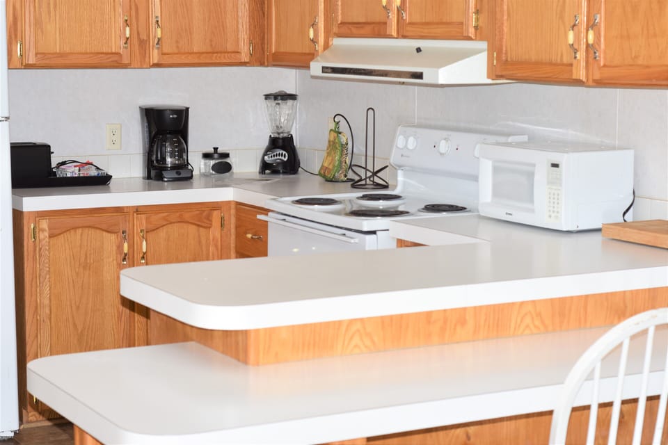 Clean, open kitchen!