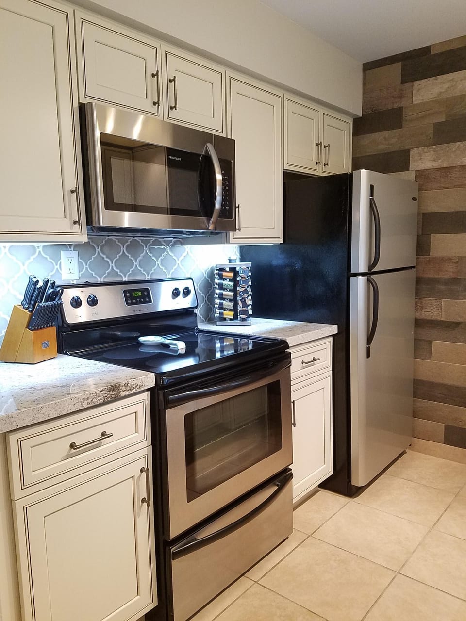 All stainless appliances
