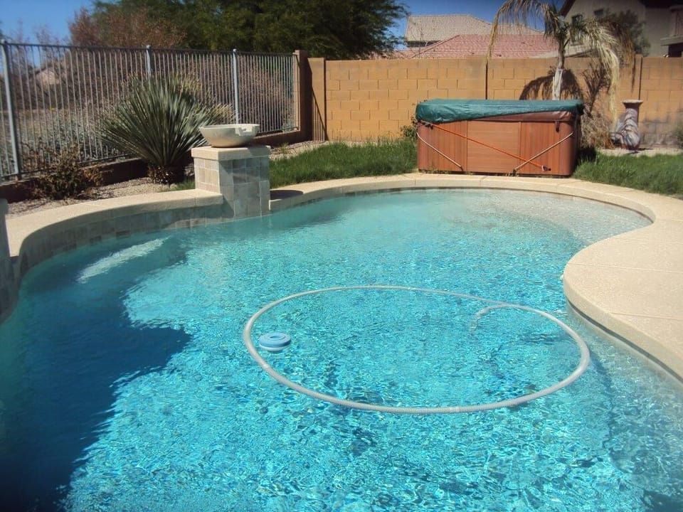 Outdoor Private Pool and Hot Tub w/ Scenic Golf Course View