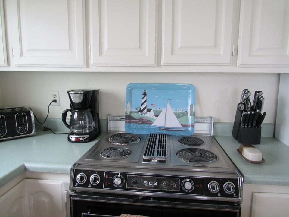 Electric stove and oven.