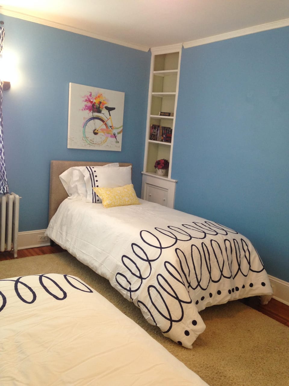 front bedroom with 2 twin beds looks out at USNA Chapel!