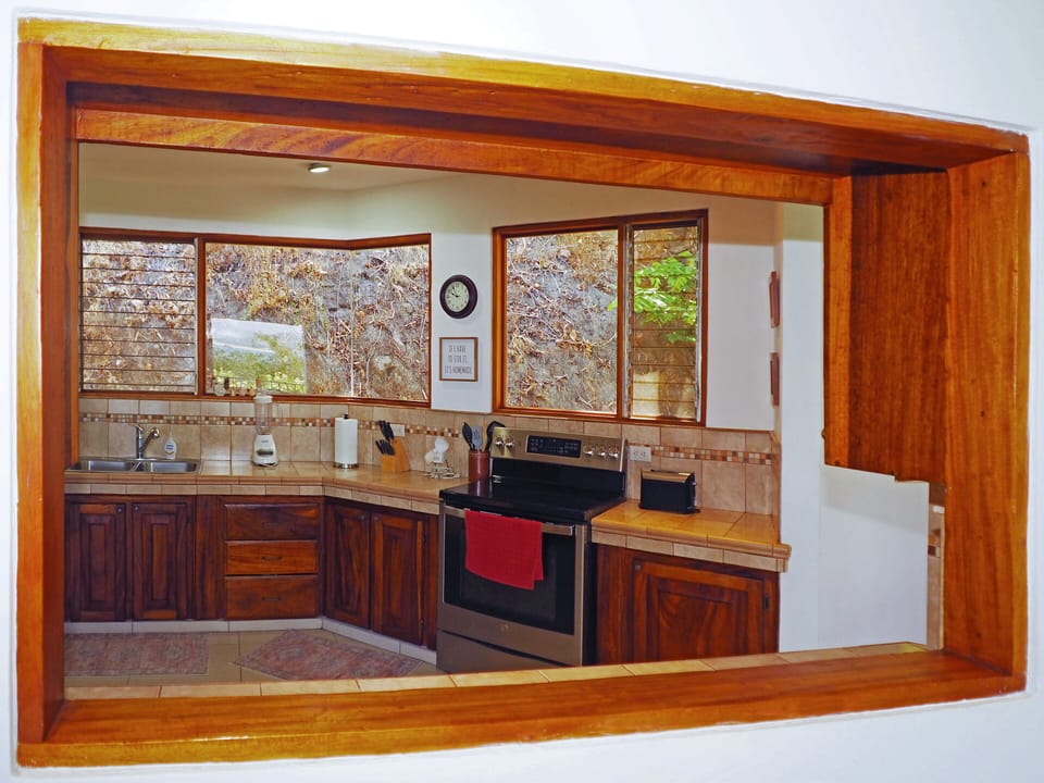 Looking from family room into kitchen.