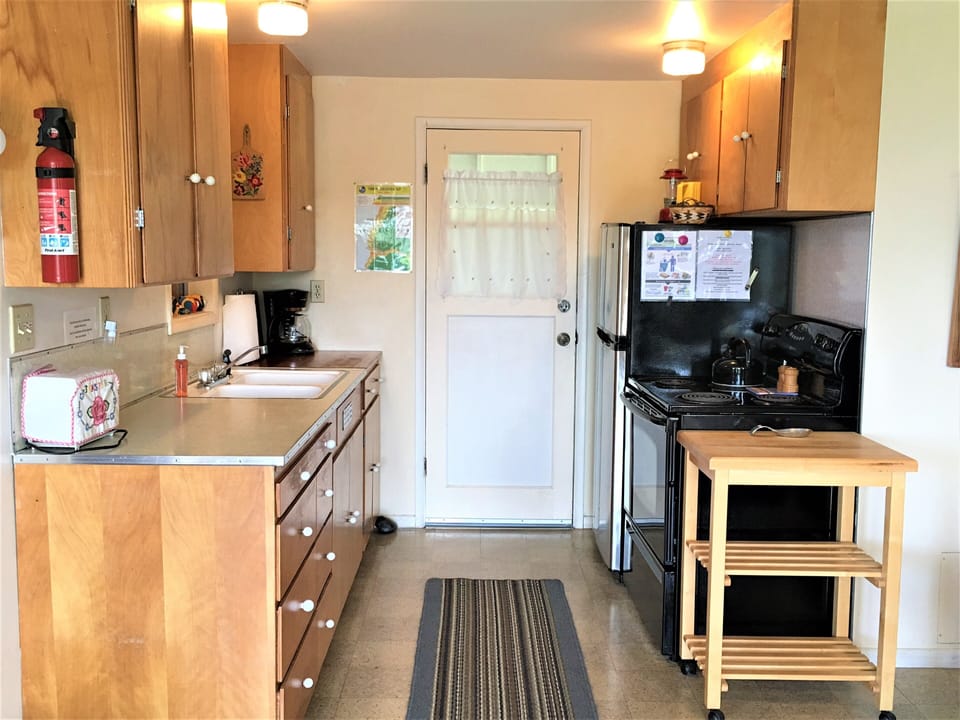 Fully equipped kitchen