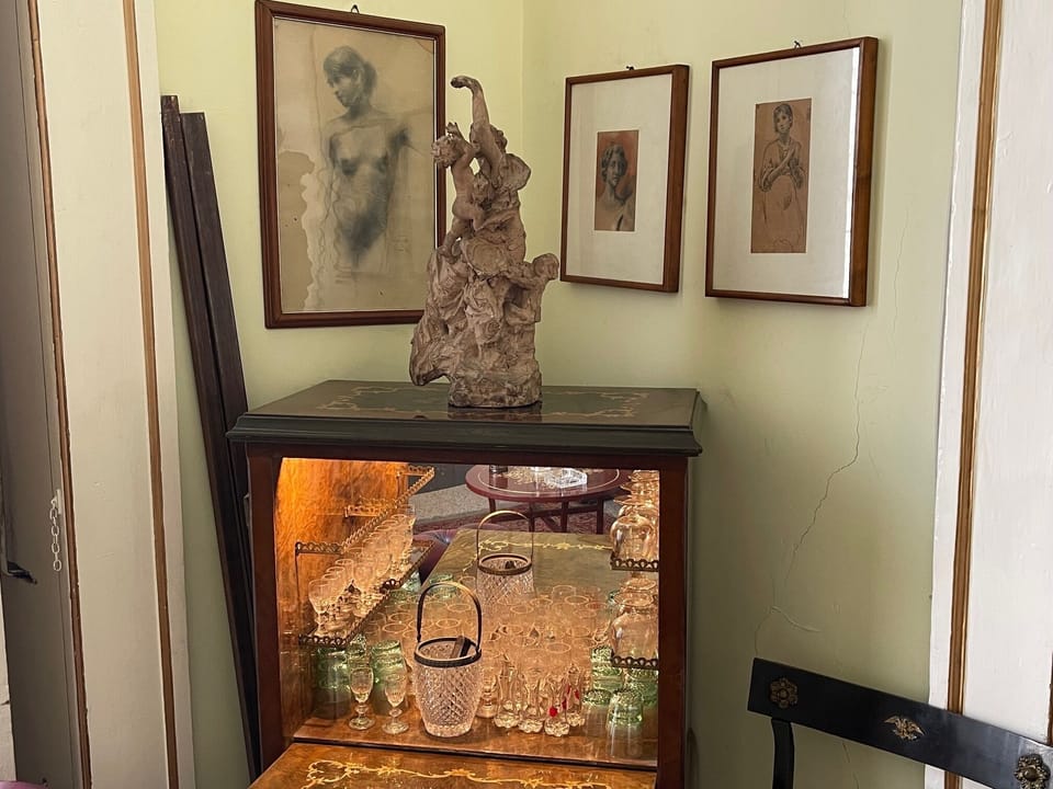 Living Room (3)